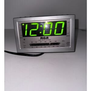 RCA Dual Wake AM FM Clock Radio Green Display Digital Alarm Snooze RP3703A